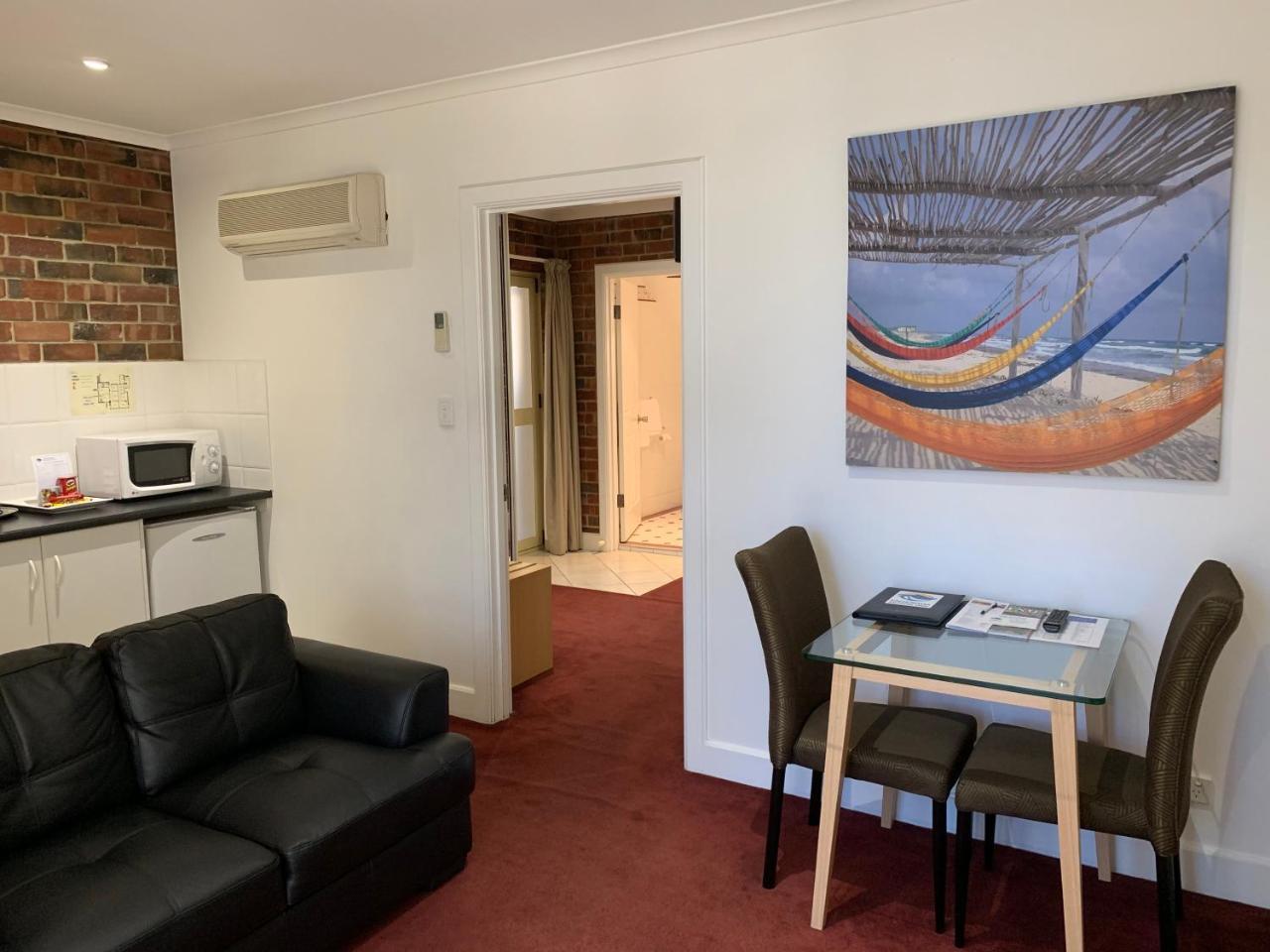 Ensenada Motor Inn And Suites Adelaide Kültér fotó