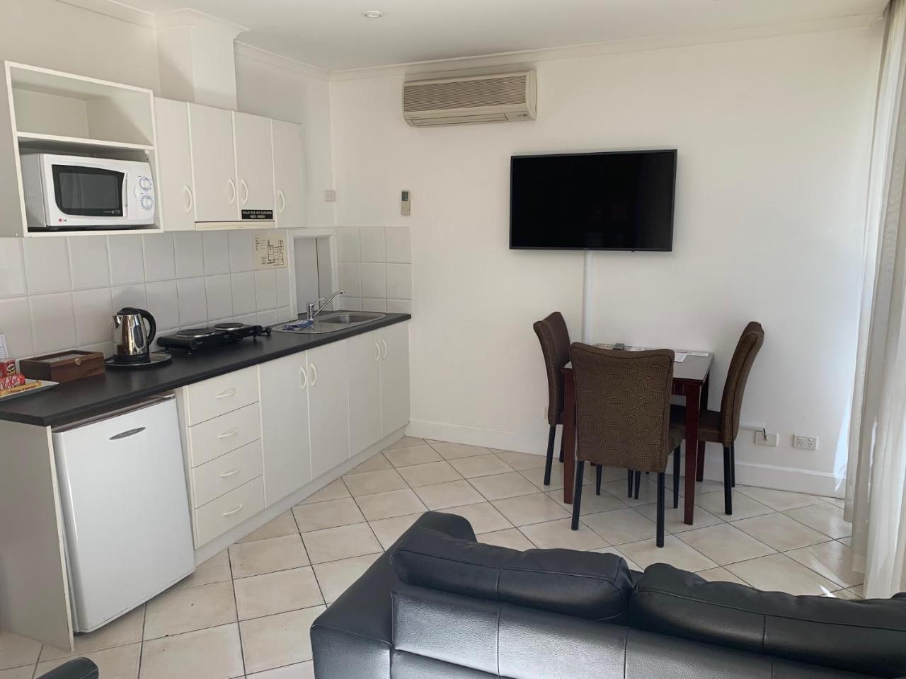 Ensenada Motor Inn And Suites Adelaide Kültér fotó