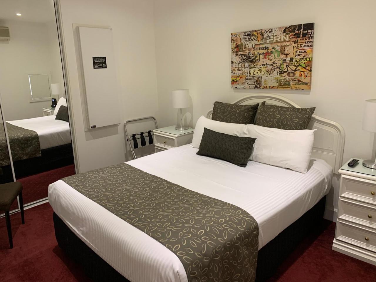 Ensenada Motor Inn And Suites Adelaide Kültér fotó